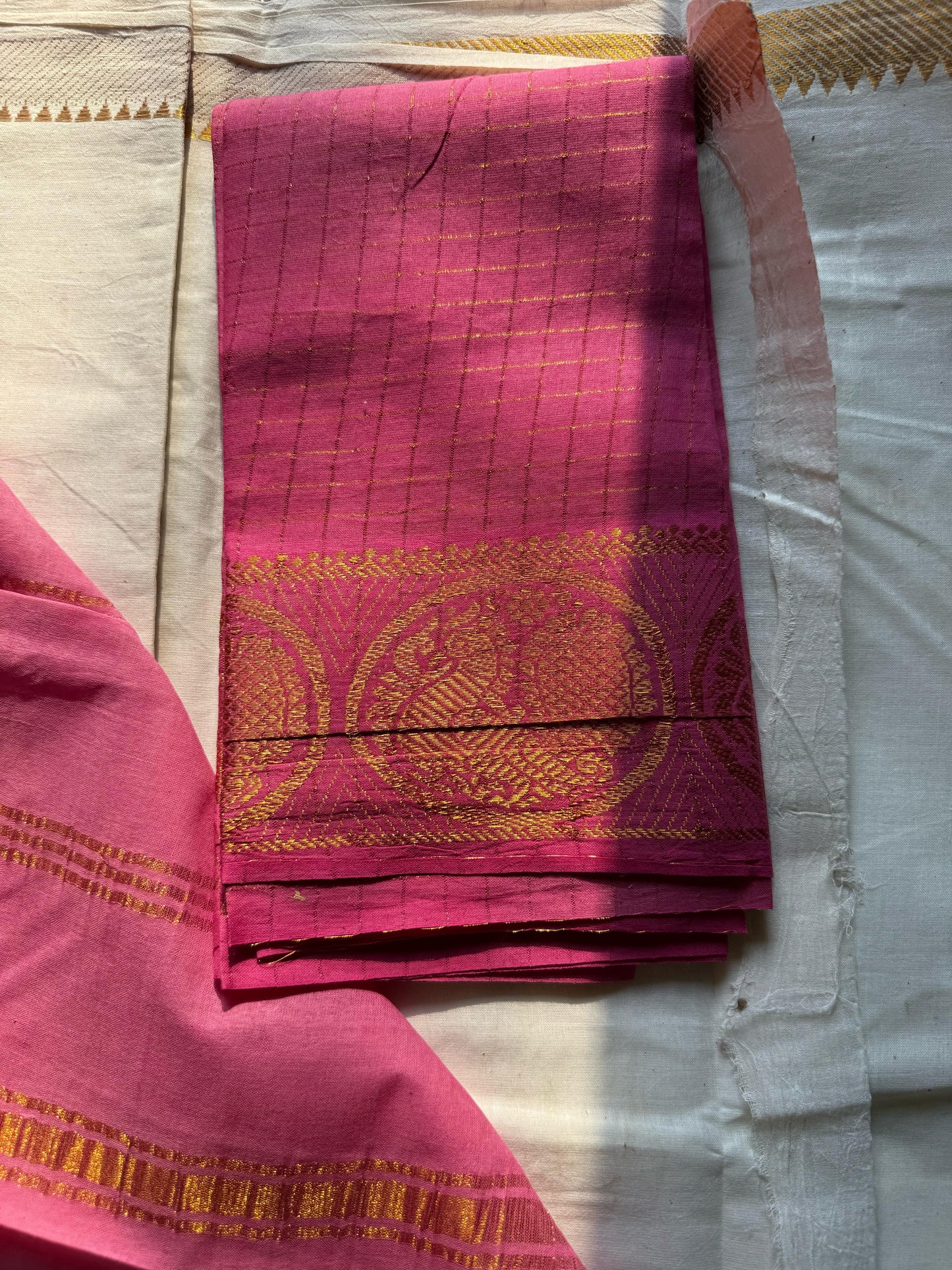 BH029 SUNGUDI COTTON SAREE(PINK)