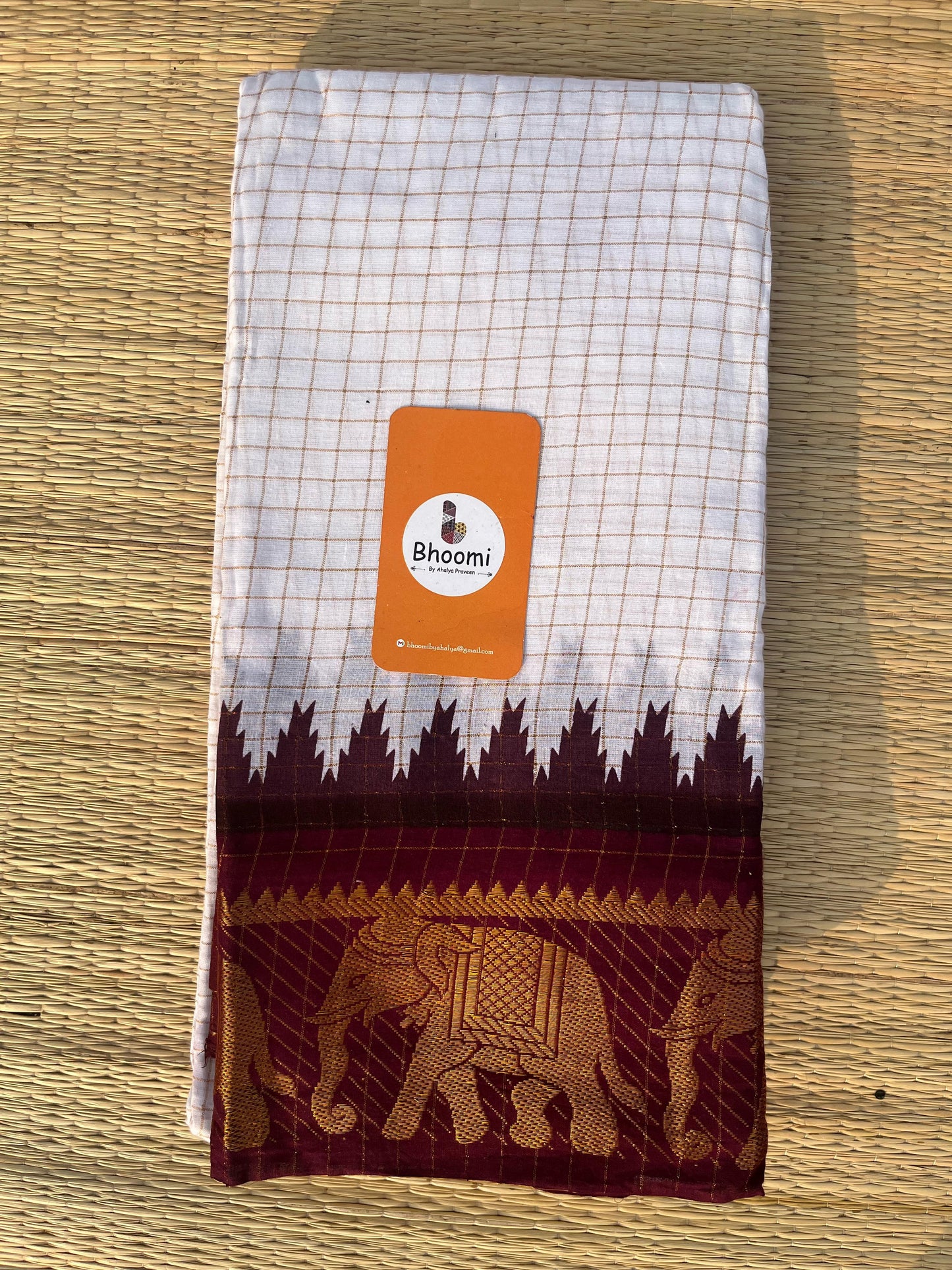SUNGUDI COTTON SAREE (Off White and Dark maroon)