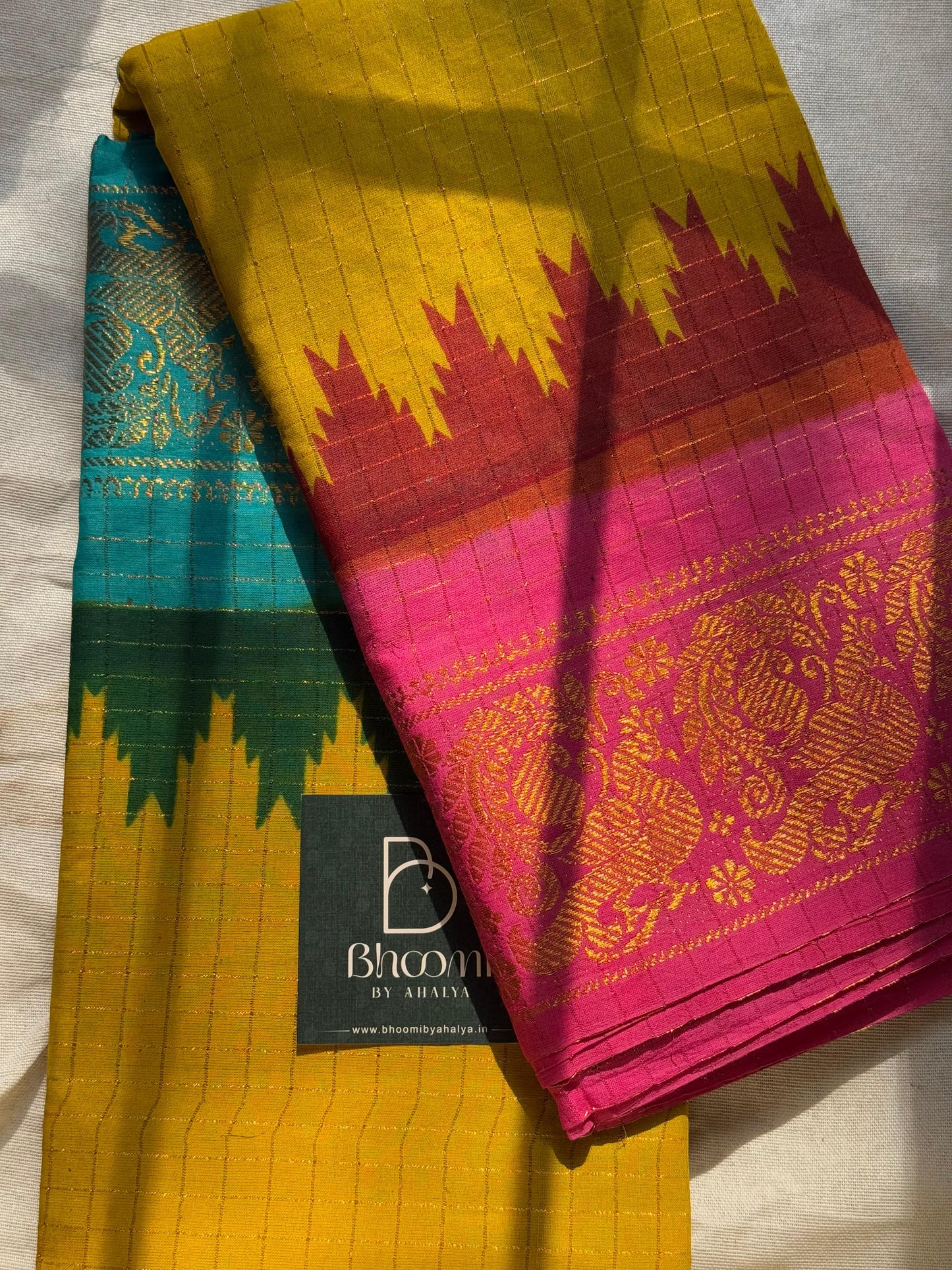 Ganga Jamuna Sungudi Saree ( Blue / Yellow border)