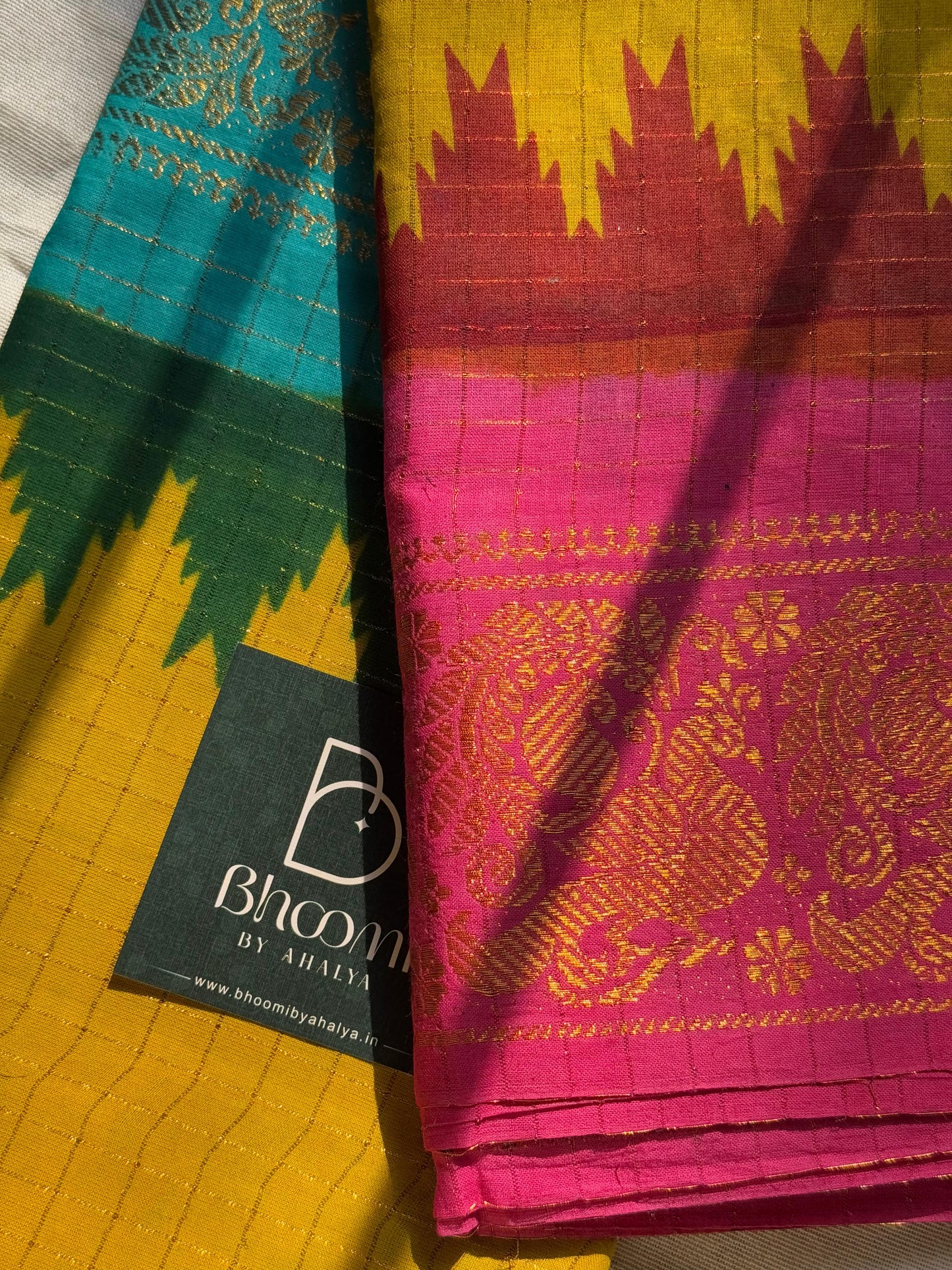 Ganga Jamuna Sungudi Saree ( Blue / Yellow border)