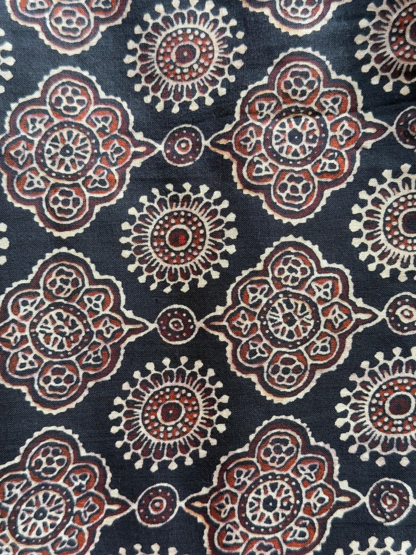 Puliyila kara Set mundu