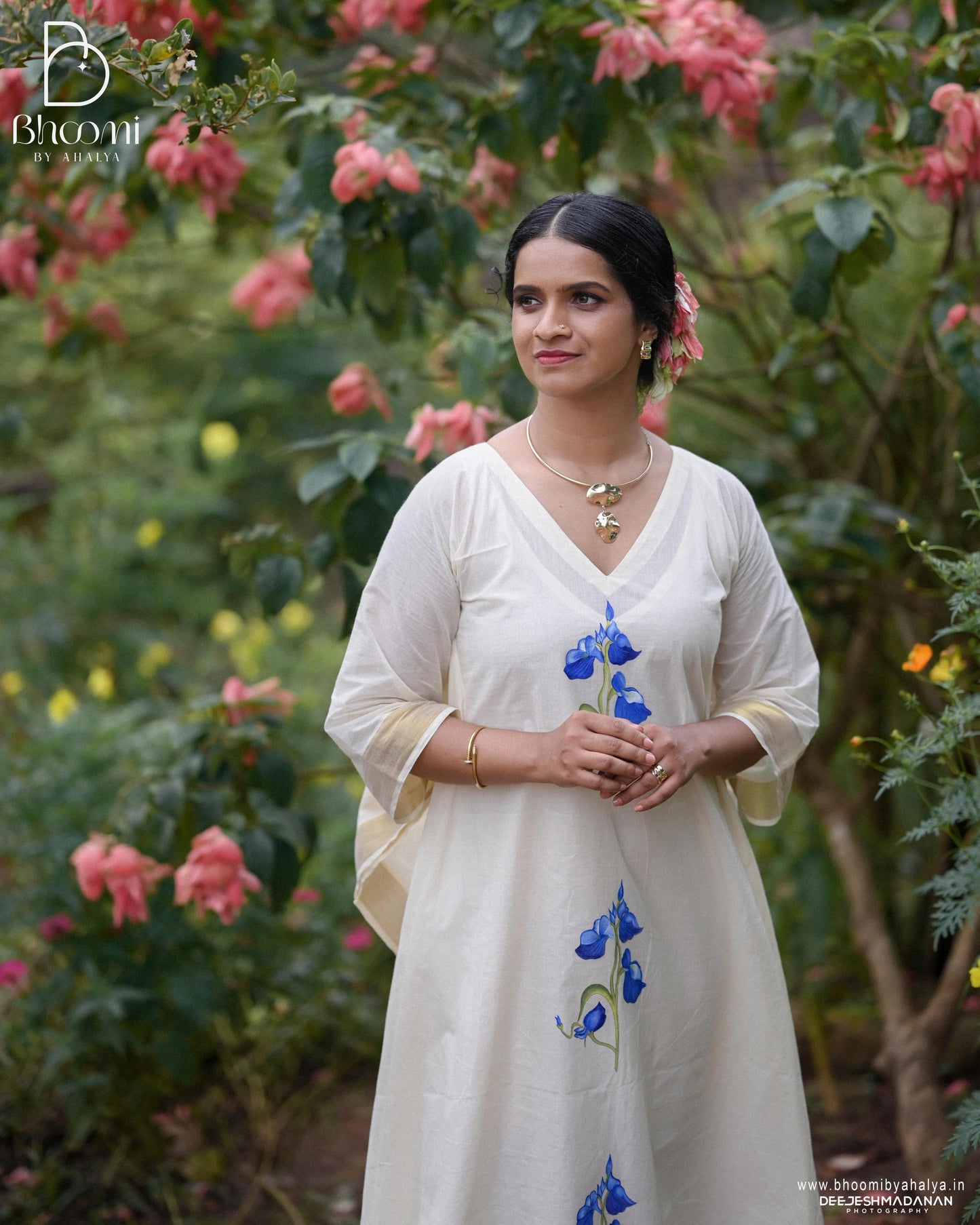 Kakkapoovu Kaftan