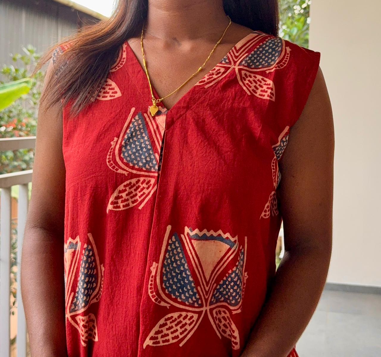 A line sleeveless dress