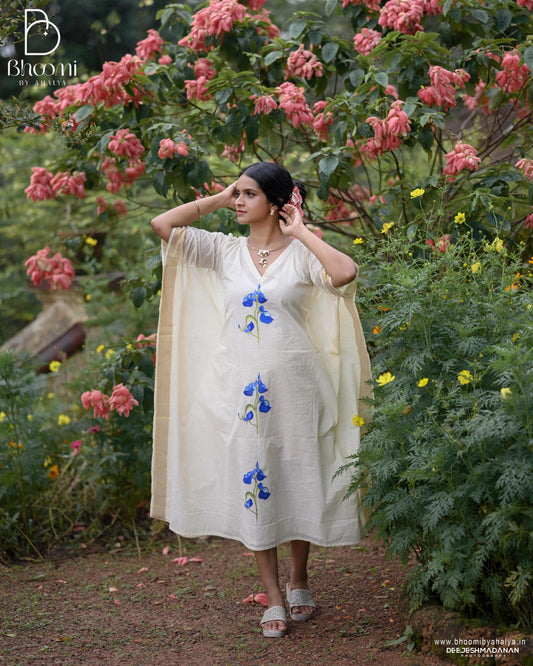 Kakkapoovu Kaftan