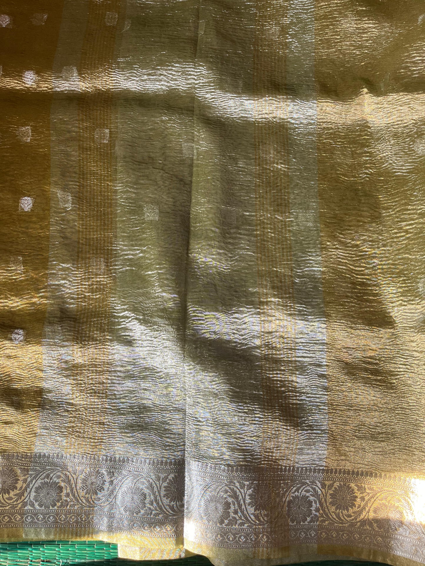 BANARASI CRUSHED TISSUE SEMI-SILK SASREE