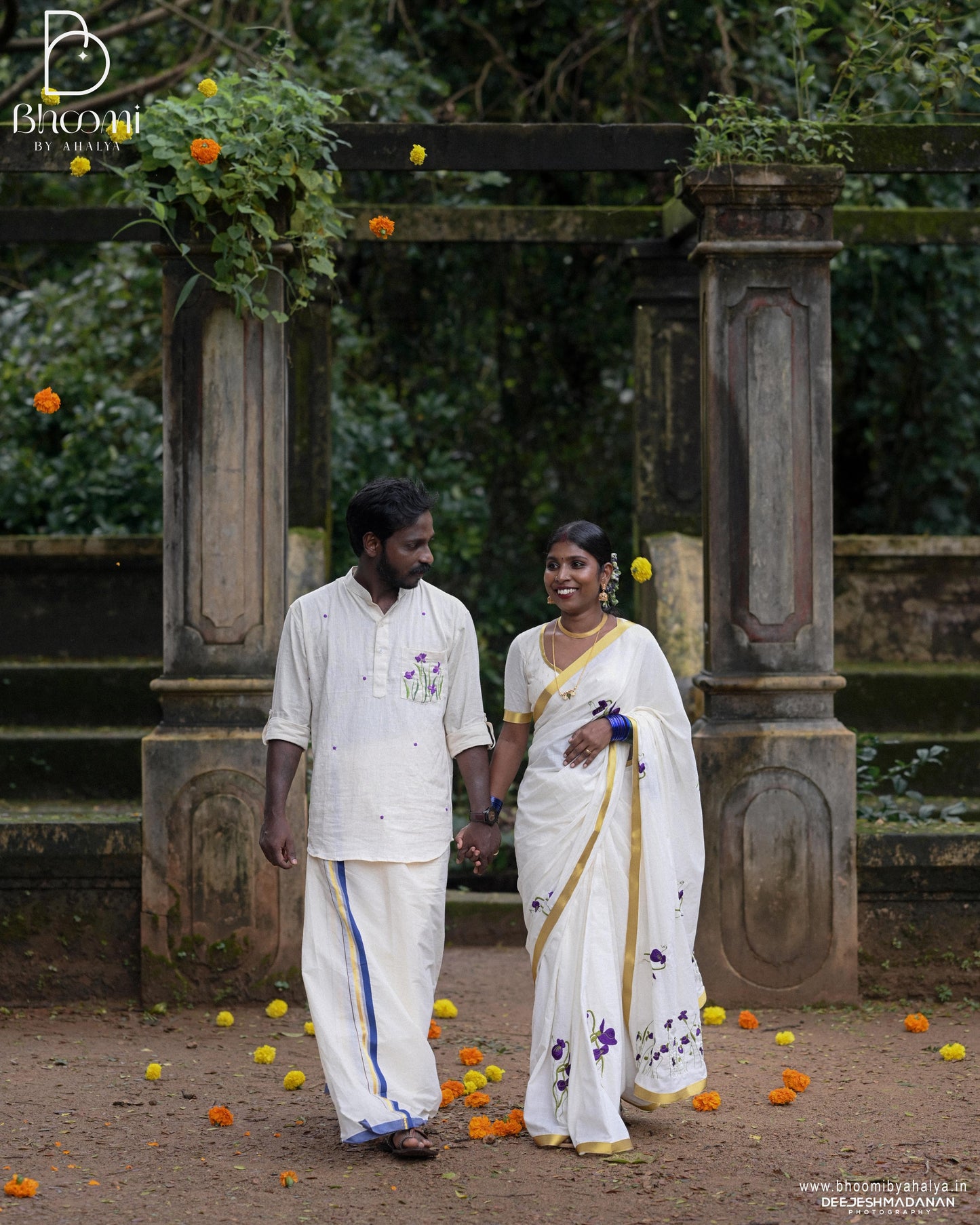 KAAKKAPOOVU SAREE KURTHA COMBO