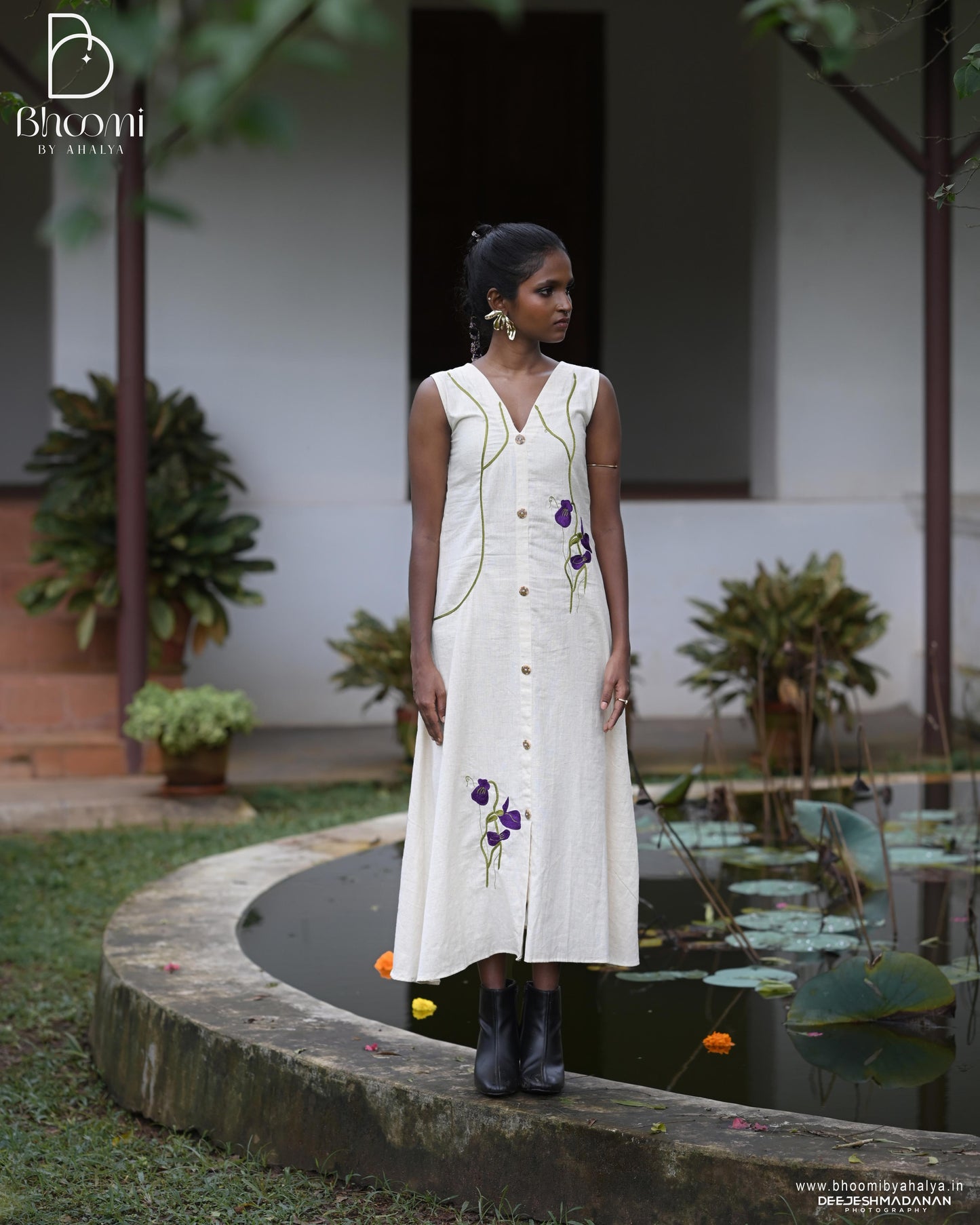 A-LINE FROCK -- KAKKAPOOVU