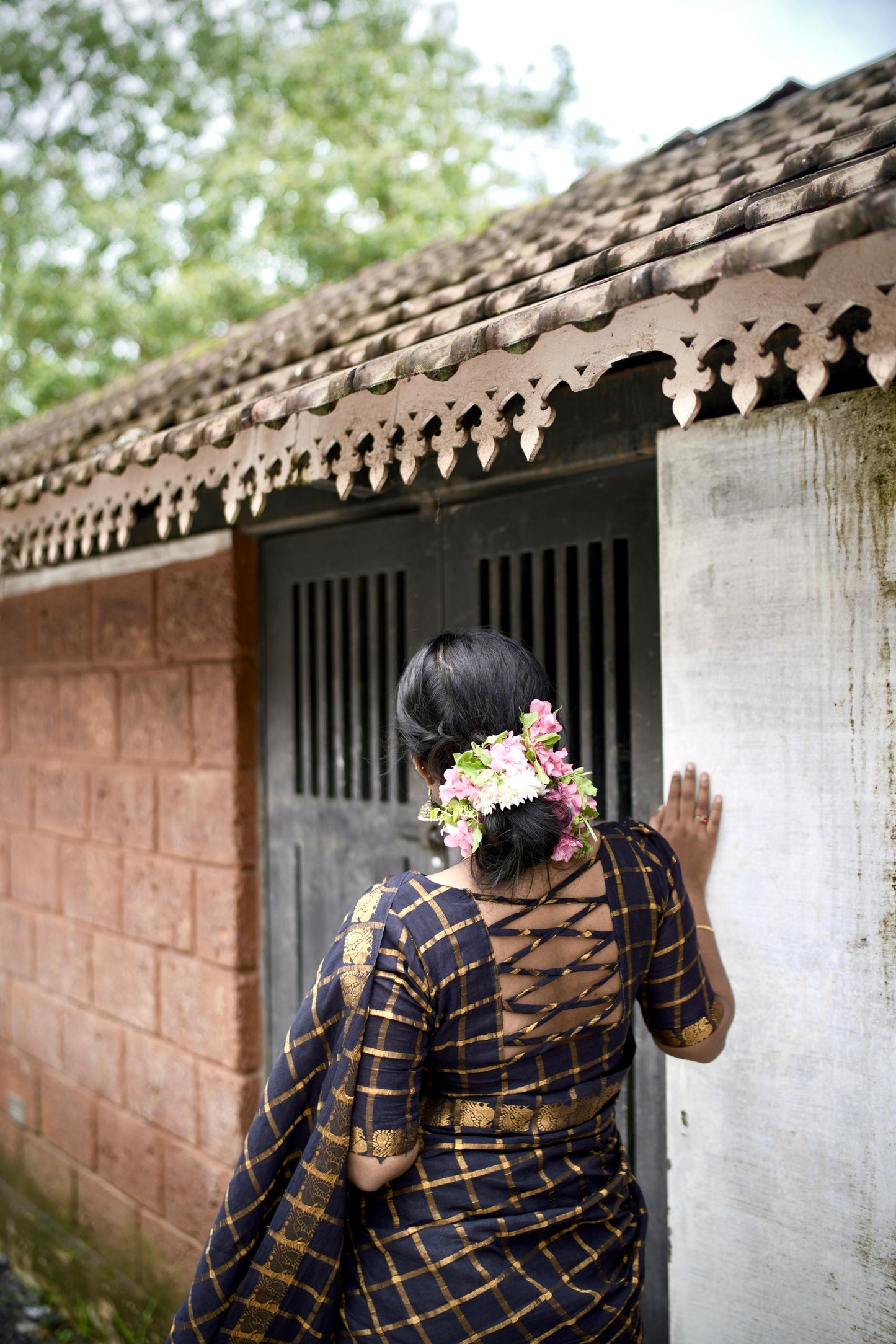PAVITHRA KATTAM SUNGUDI (BLACK)