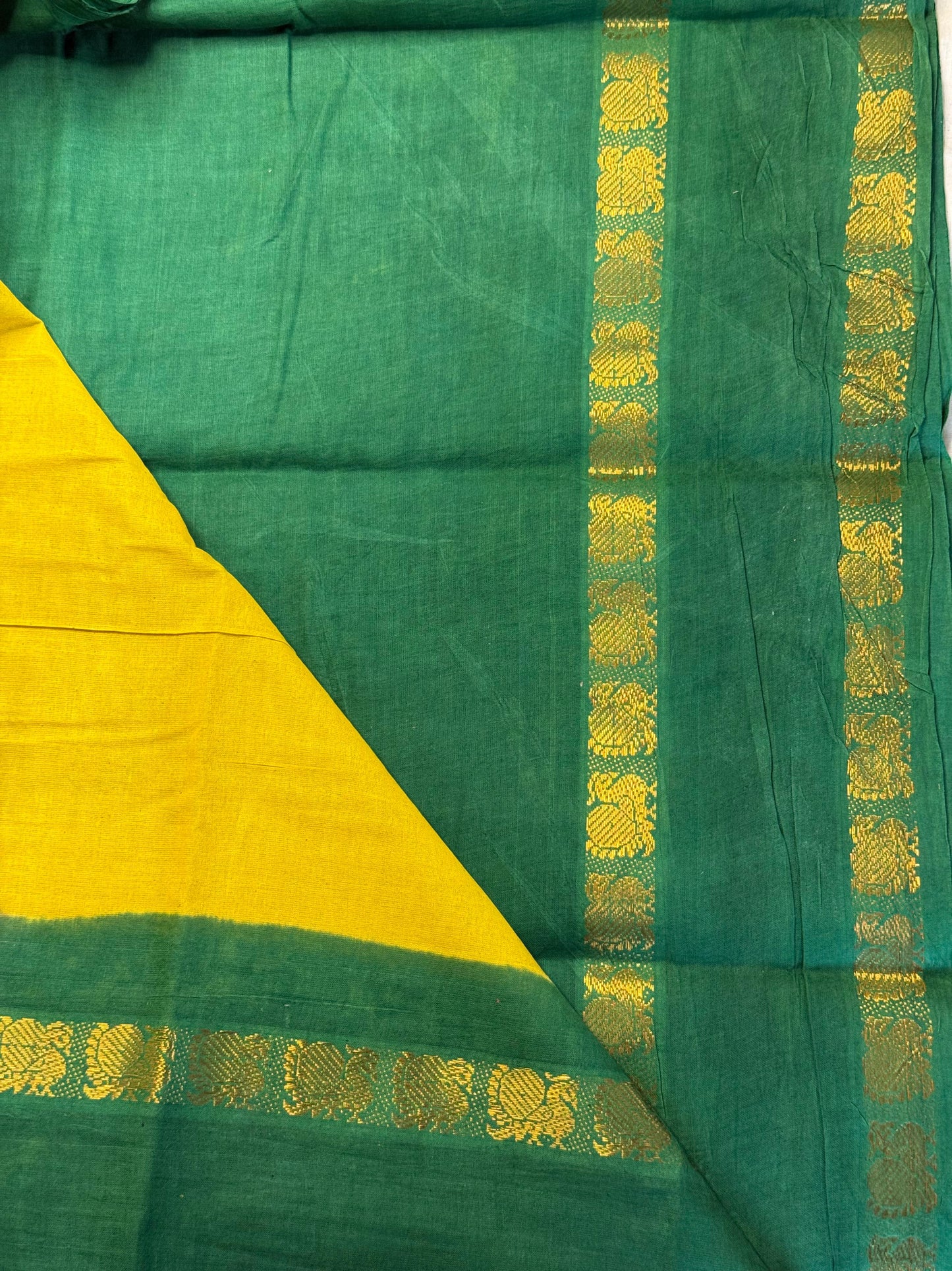 Adyar Sungudi cotton saree (Yellow and Green)