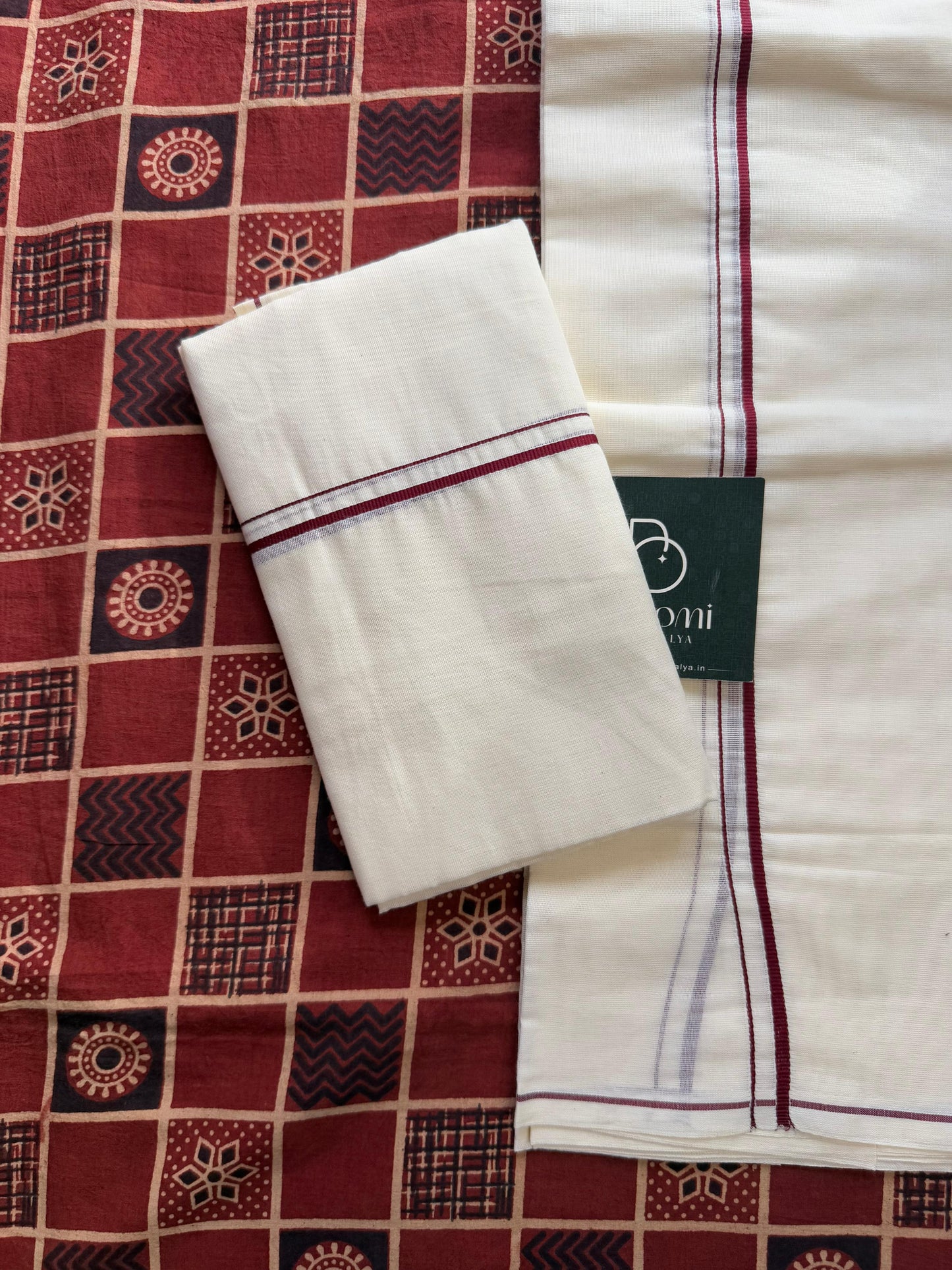 Puliyila kara Set mundu