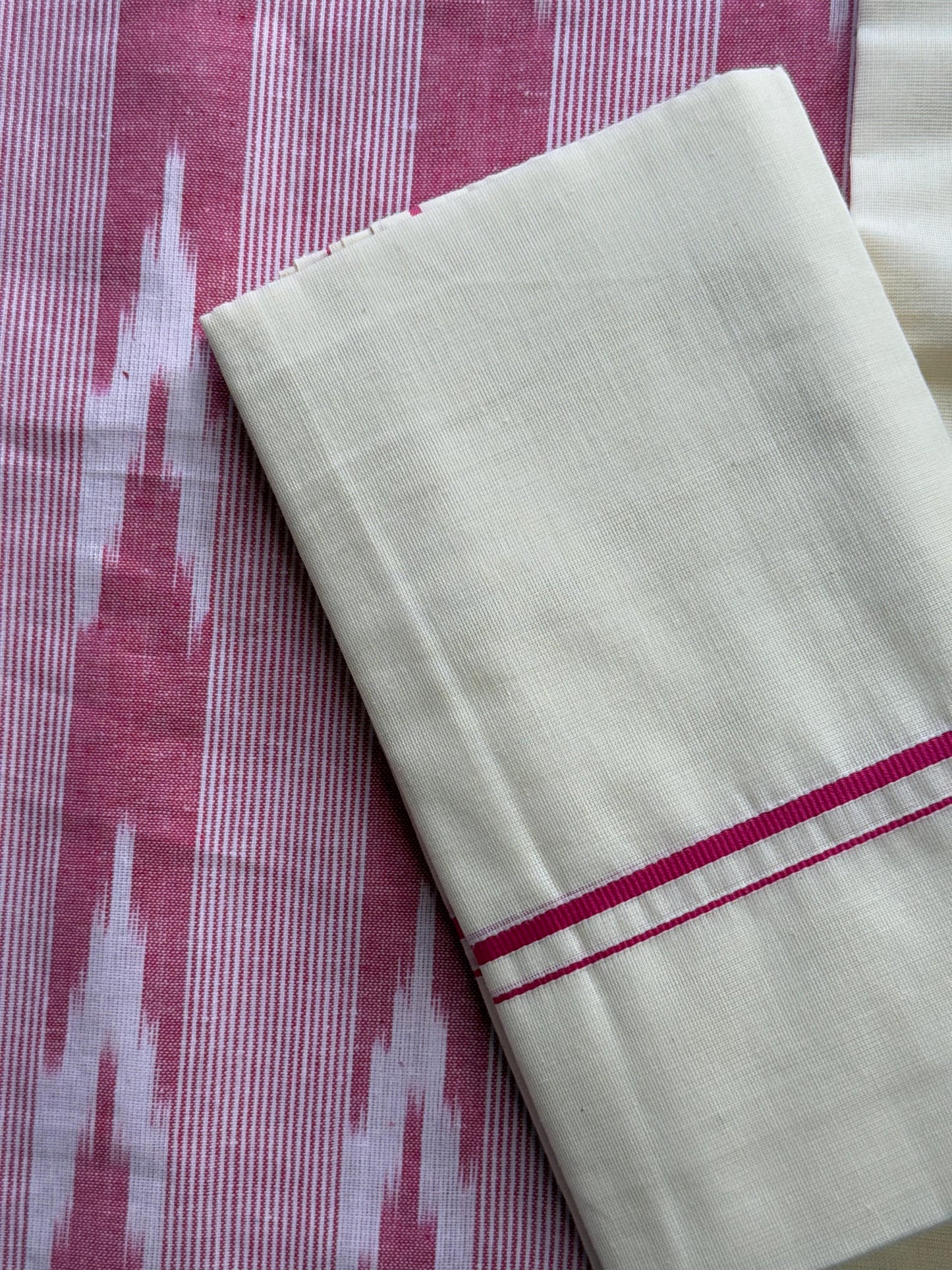 Puliyilakara Set mundu