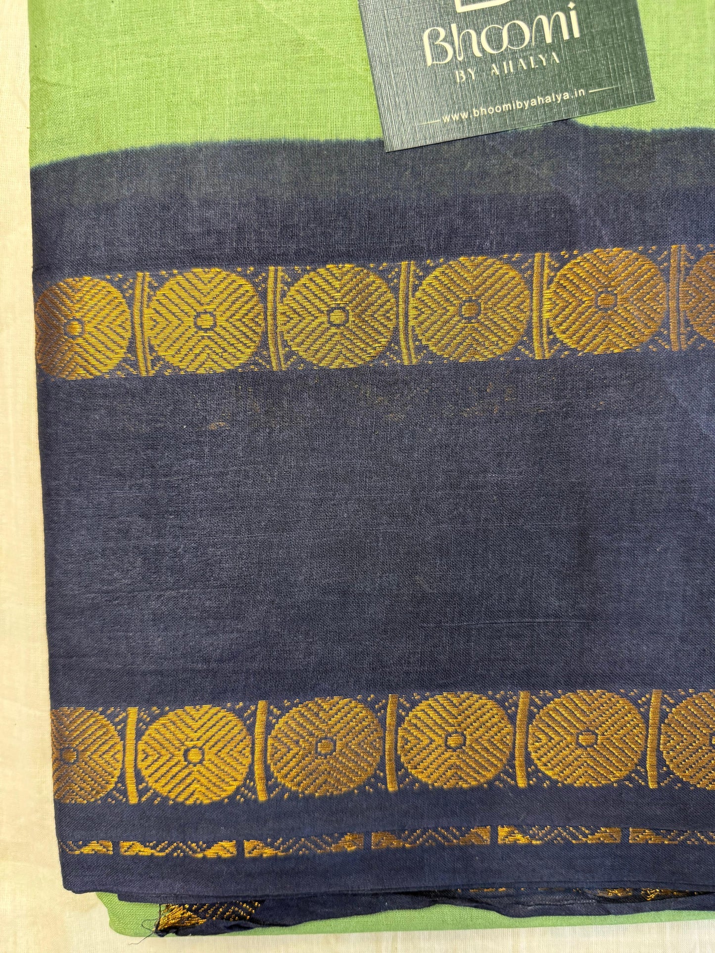 Adyar Sungudi Cotton Saree (Pista green and Navy blue )