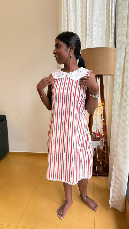 Sleeveless dress