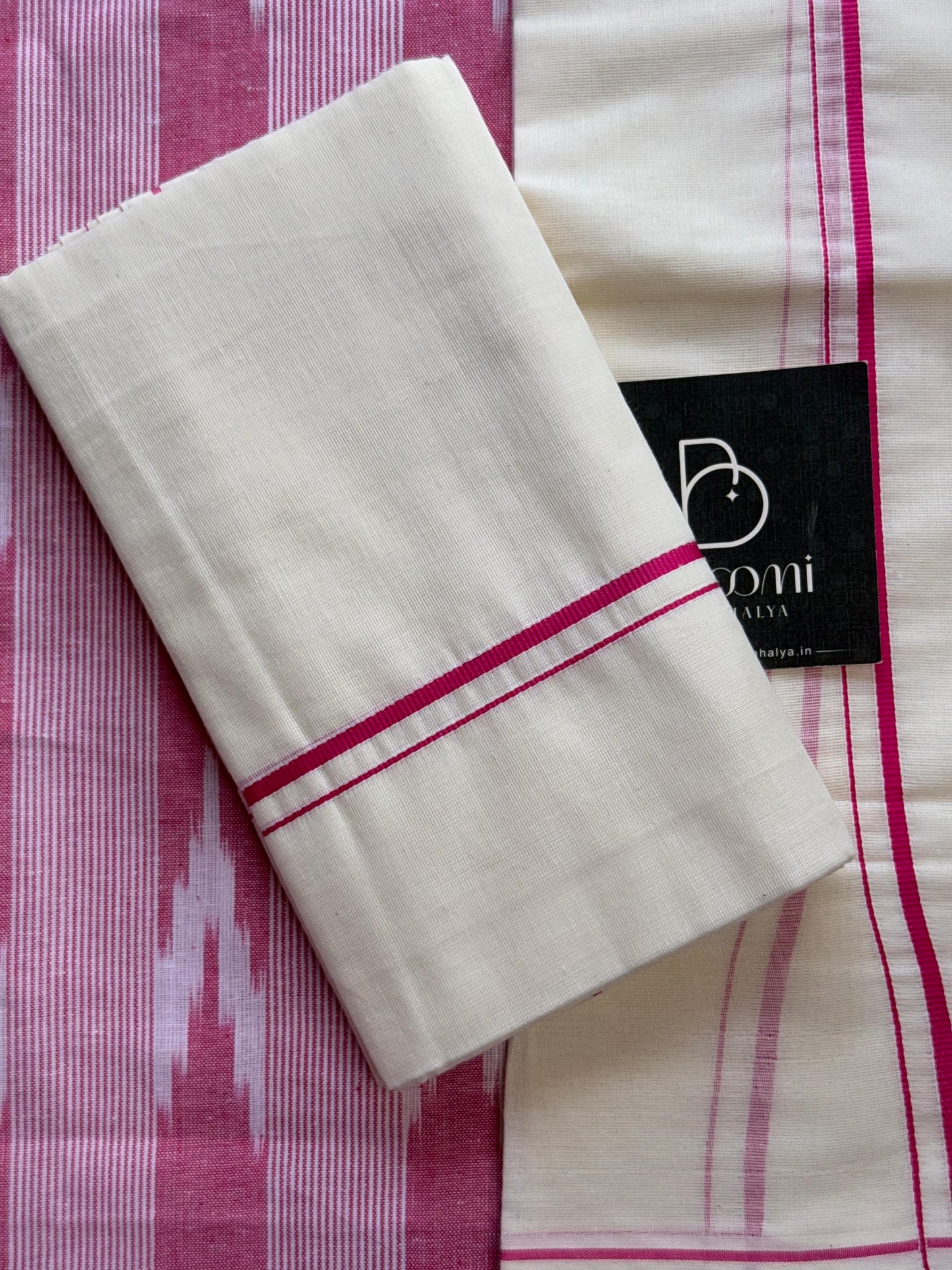 Puliyilakara Set mundu