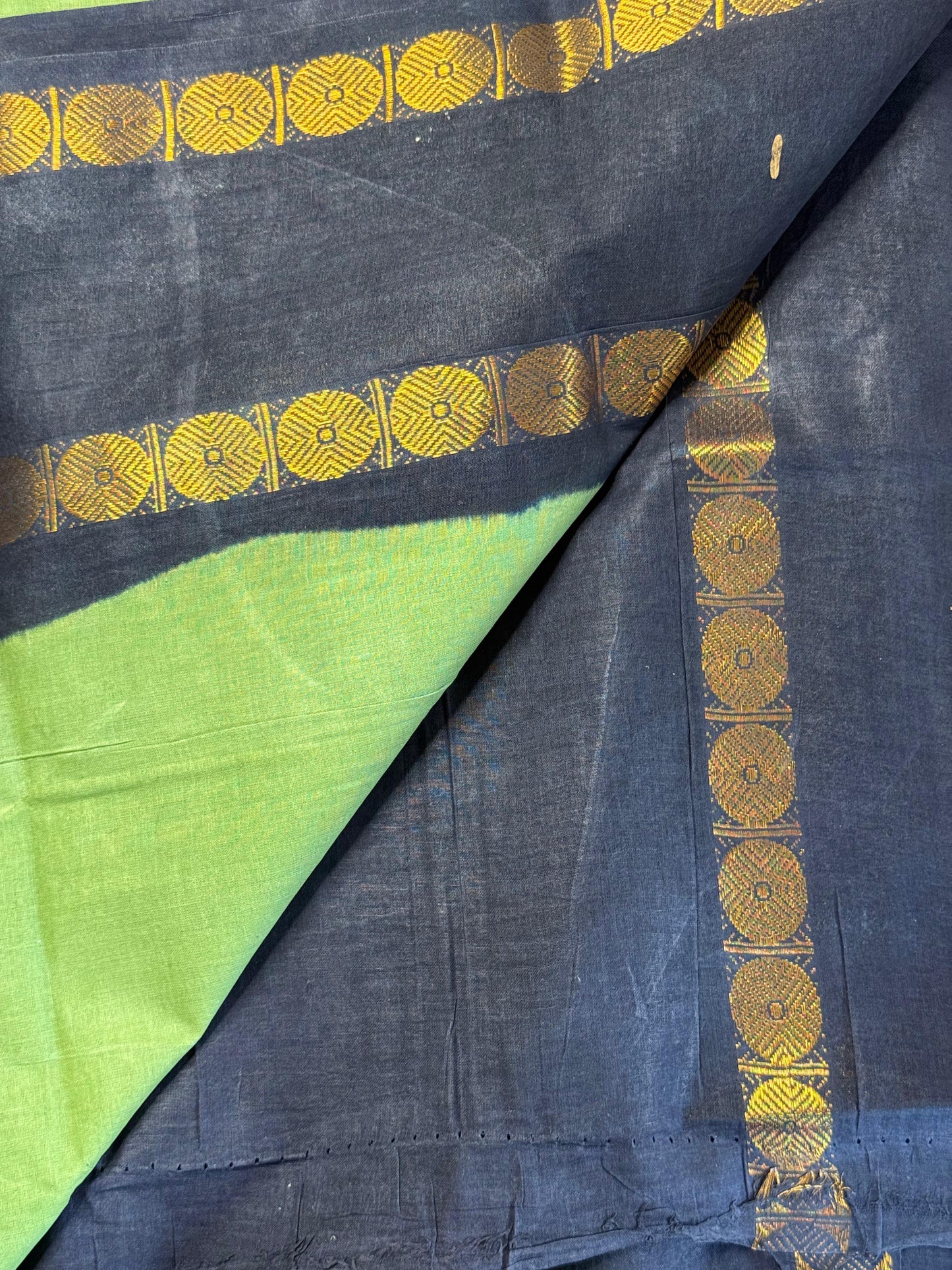 Adyar Sungudi Cotton Saree (Pista green and Navy blue )